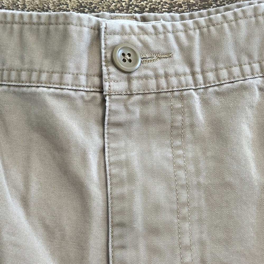 Vintage GAP Standard Cargo Shorts Mens Size 34 Khaki Pockets Y2K - Picture 3 of 16